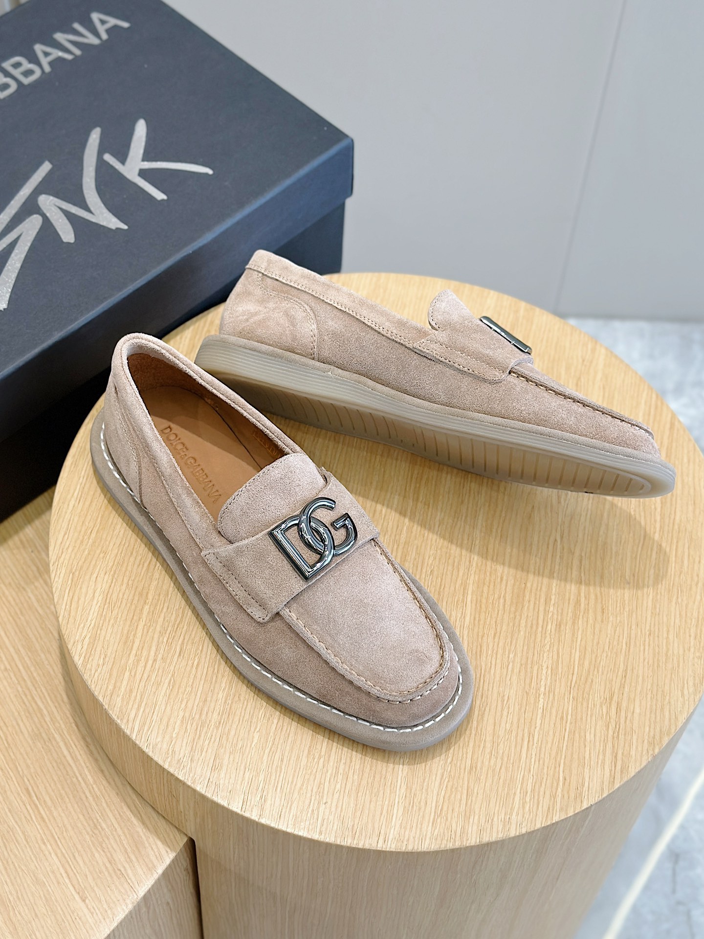 olce & Gabbana shoe